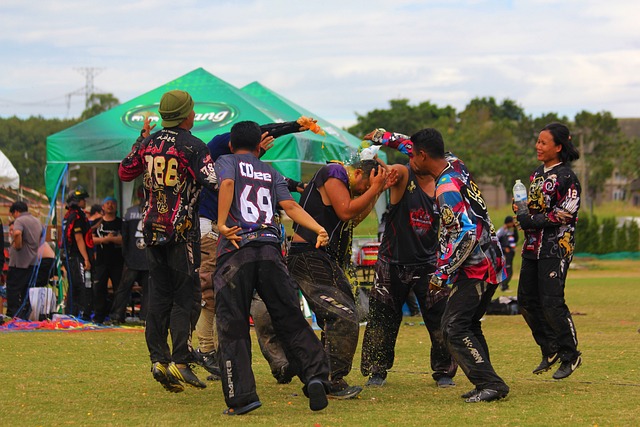 更是中国足 更是中国足