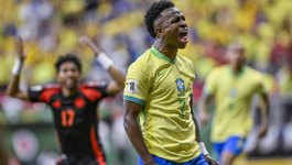 欧洲杯-亚马尔世界波破门 西班牙2-1法国进决赛.